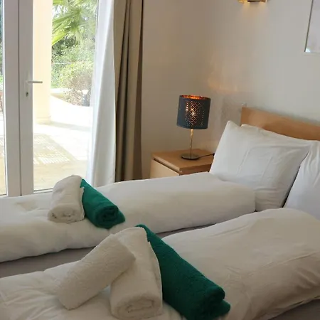 Panorama House *